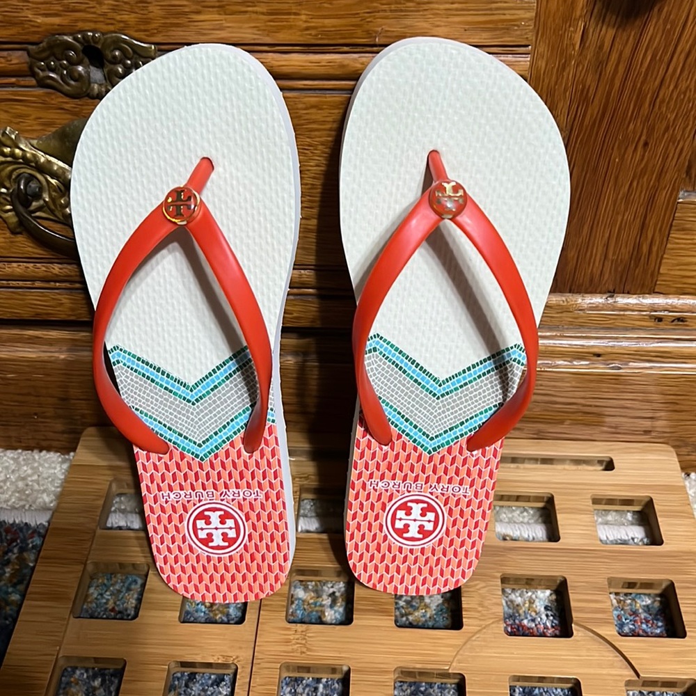 Tory Burch flipflops